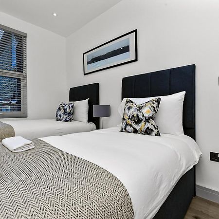Amazing 2 Bedroom Apartment In Greater 런던 외부 사진